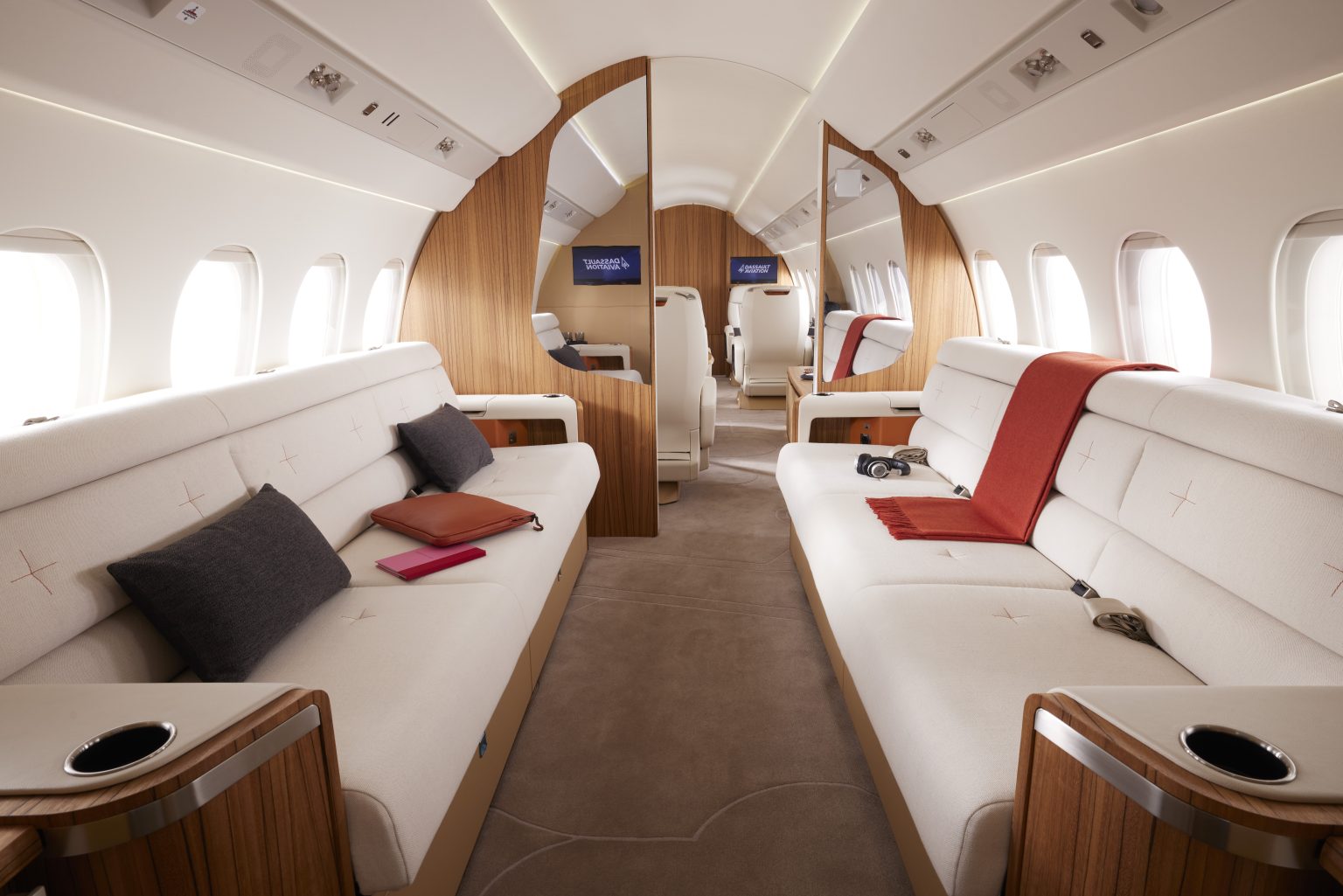 Dassault Falcon 6X cabin interior 2