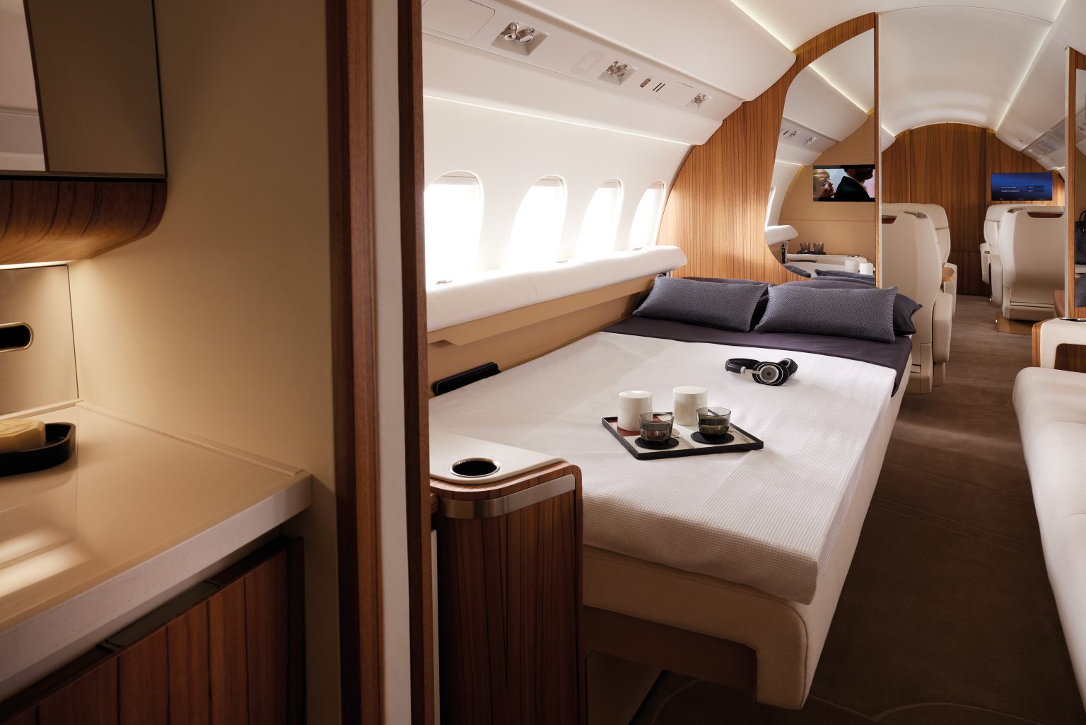 Dassault Falcon 6X cabin interior 3